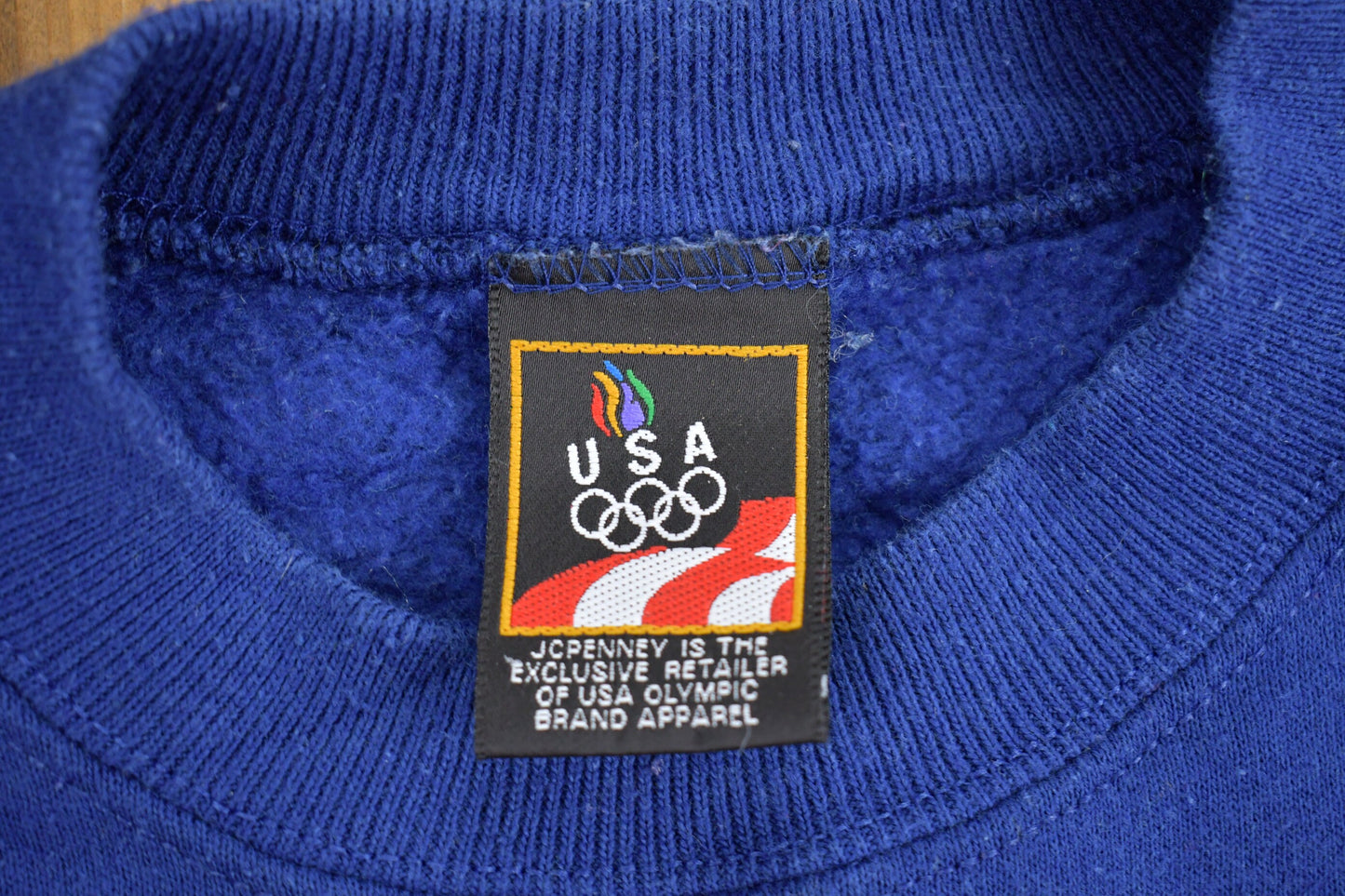 Vintage 1990s USA Olympics Embroidered Logo Crewneck Sweatshirt / 90s Crewneck / Souvenir / Athleisure / Made In USA / 90s Olympics USA