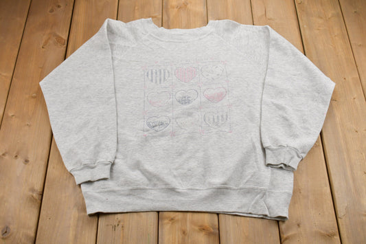 Vintage 1980s Cute Heart Graphic Raglan Crewneck Sweatshirt / 80s Crewneck / Souvenir / Athleisure / Streetwear / Heart Graphic