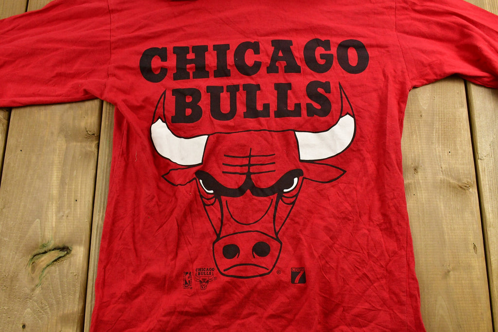 Vintage 1980s Chicago Bulls NBA Logo 7 Light Weight Hoodie Sweatshirt