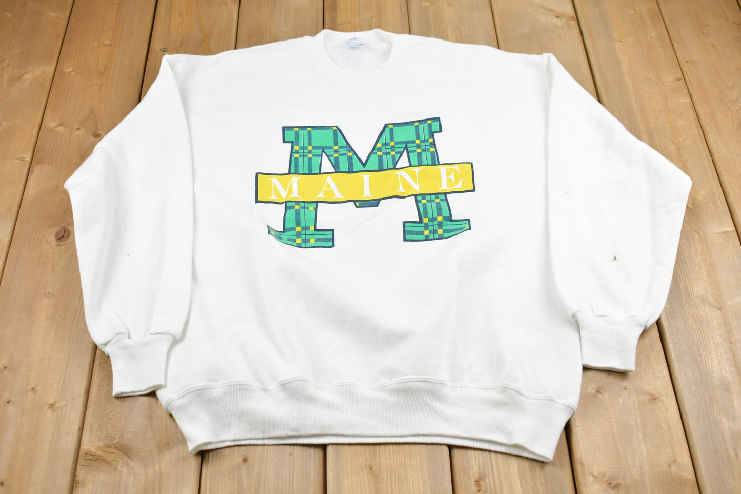 Vintage 1990s Maine Graphic Crewneck Sweatshirt / 90s Crewneck / Souvenir / Athleisure / Made In USA / Travel And Tourism / 90s Maine