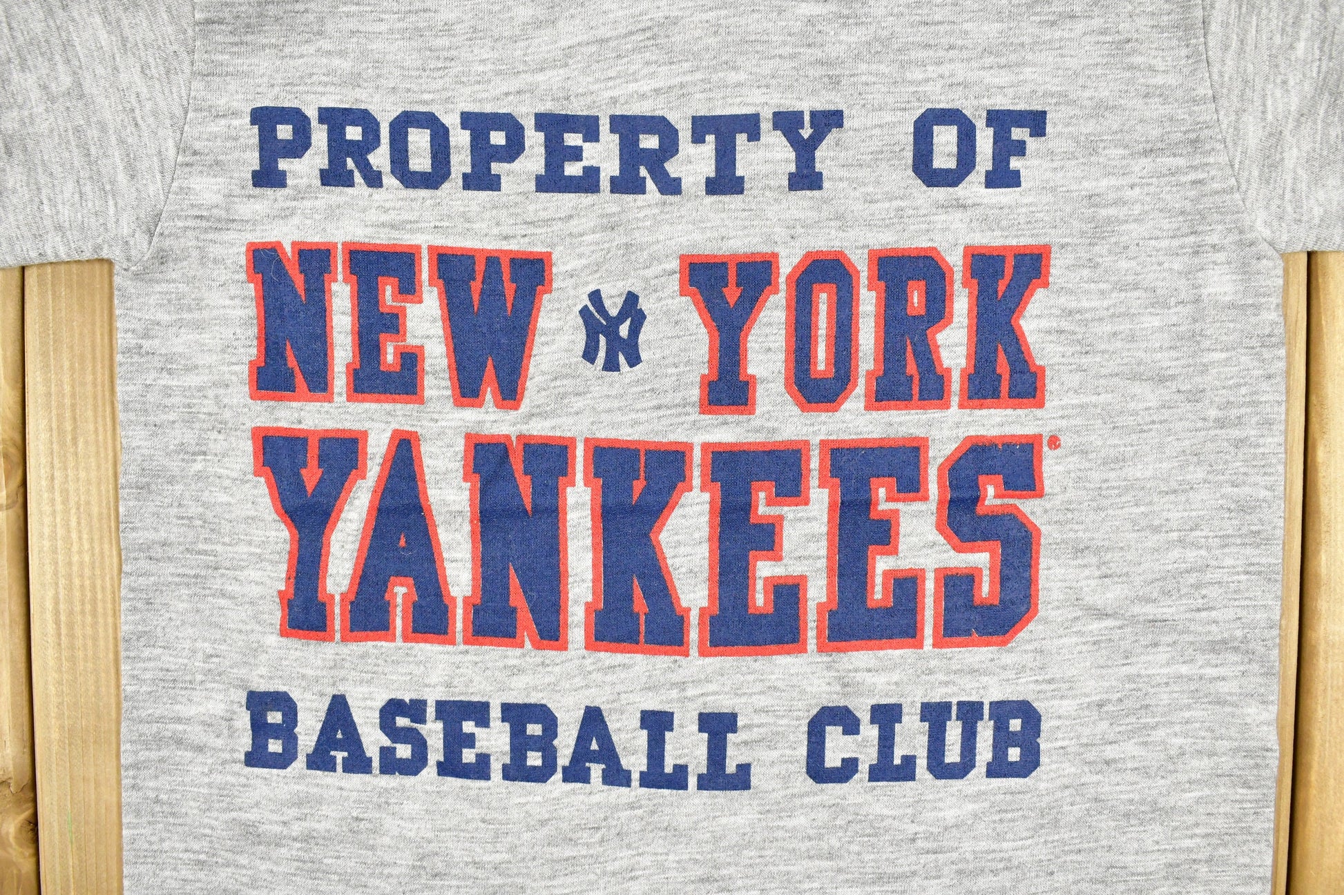 Vintage 1980s New York Yankees Baseball Club Graphic Youth Size T-shirt