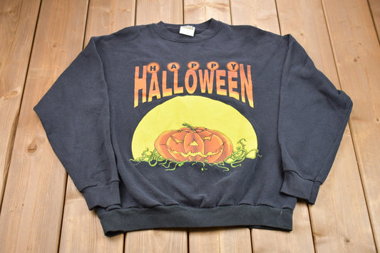 Vintage 1990s Happy Halloween Graphic Crewneck Sweatshirt / 90s Crewneck / Souvenir / Athleisure / Made In USA / Travel And Tourism