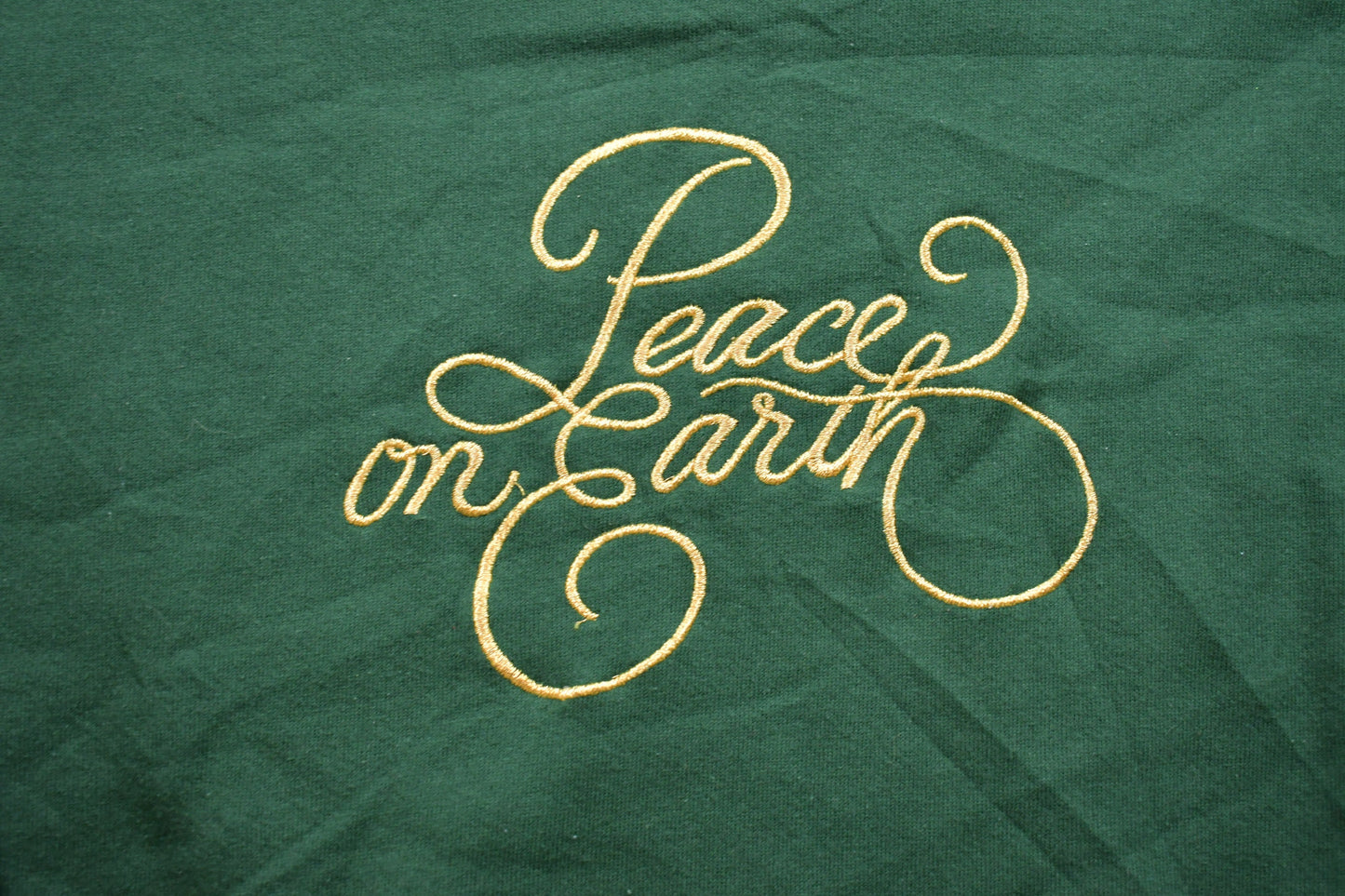 Vintage 1990s Peace On Earth Embroidered Crewneck Sweatshirt