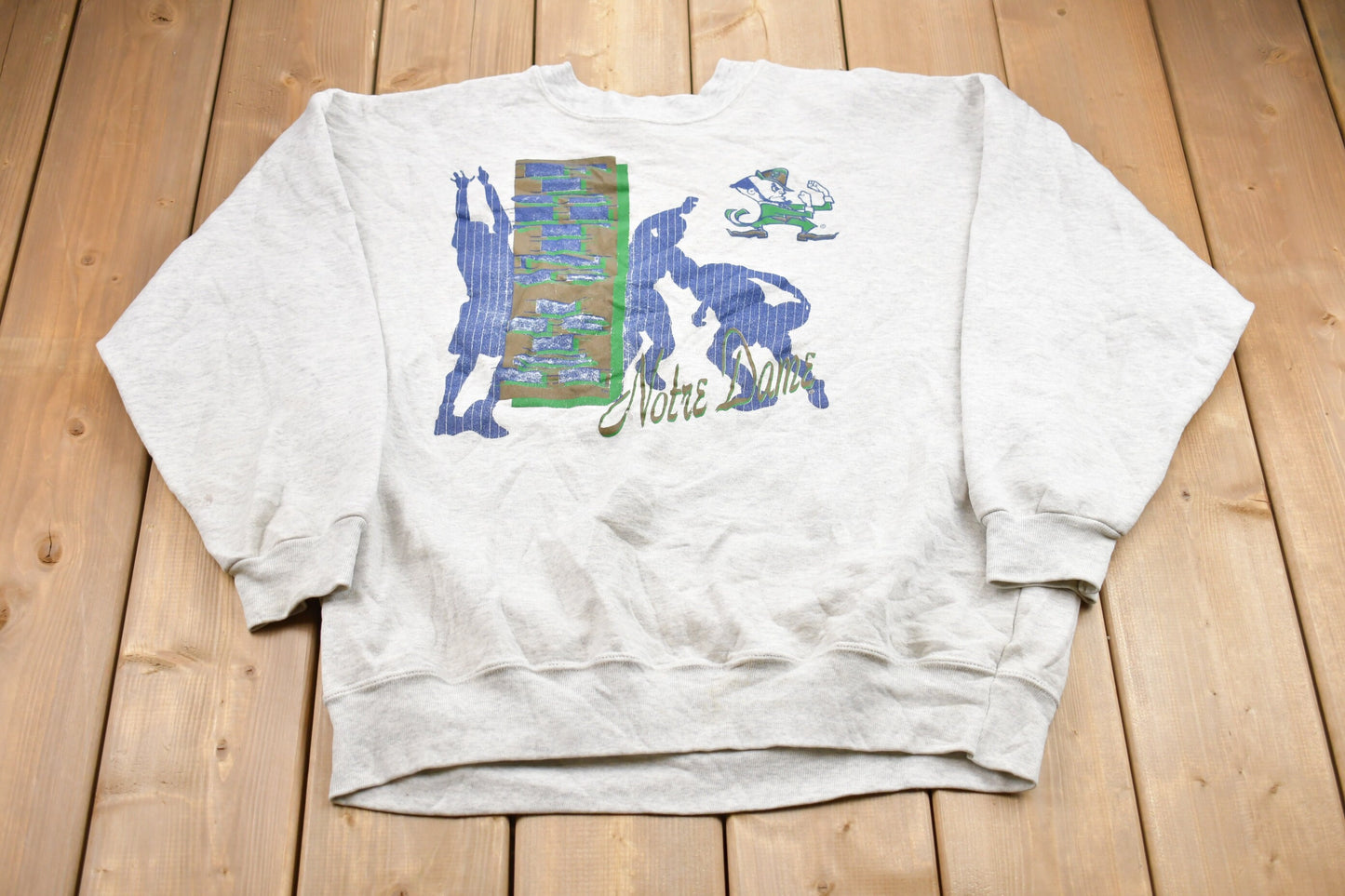 Vintage 1990s University of Notre Dame Fighting Irish Graphic Collegiate Crewneck / Embroidered / NCAA Sweatshirt / Sportswear / Made In USA