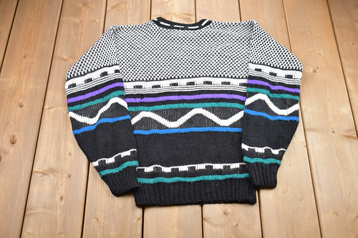 Vintage 1990s New Era Knitted Sweater