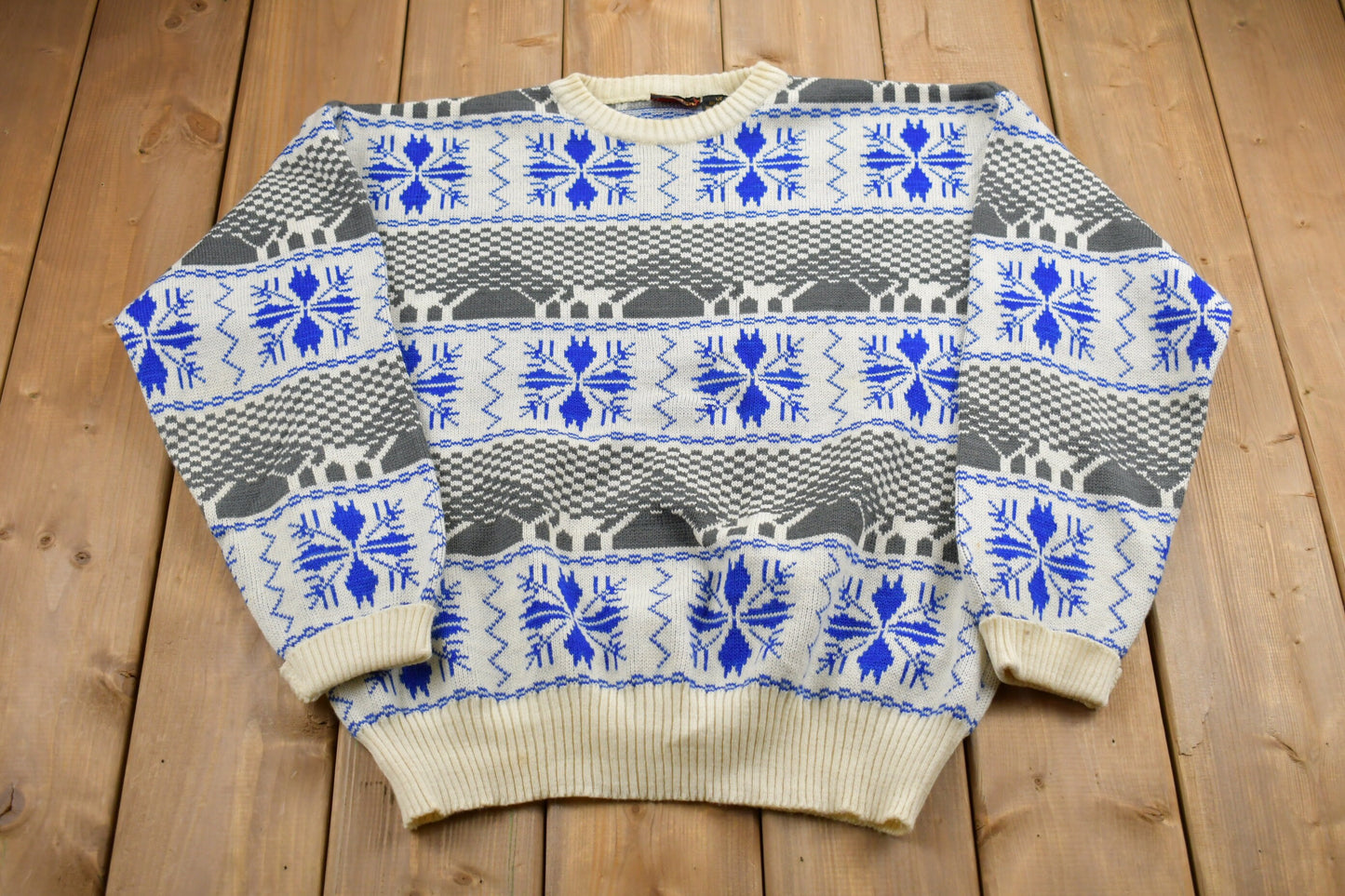 Vintage 1980s Abstract Print Knitted Sweater / Vintage 80s Crewneck / Pattern Sweater / Outdoor / Hand Knit / Pullover Sweatshirt