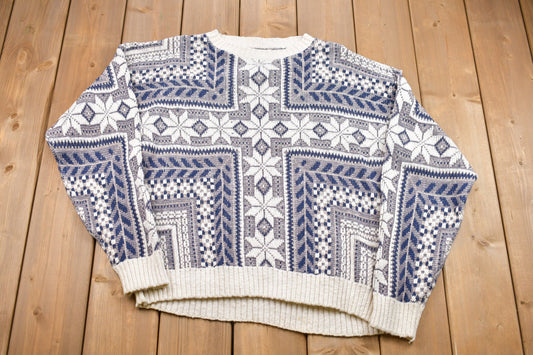 Vintage 1990s Winter Snowflake Abstract Knitted Crewneck Sweater , Holiday Winter Pattern Print , Outdoor , Pullover Sweatshirt  / BS3