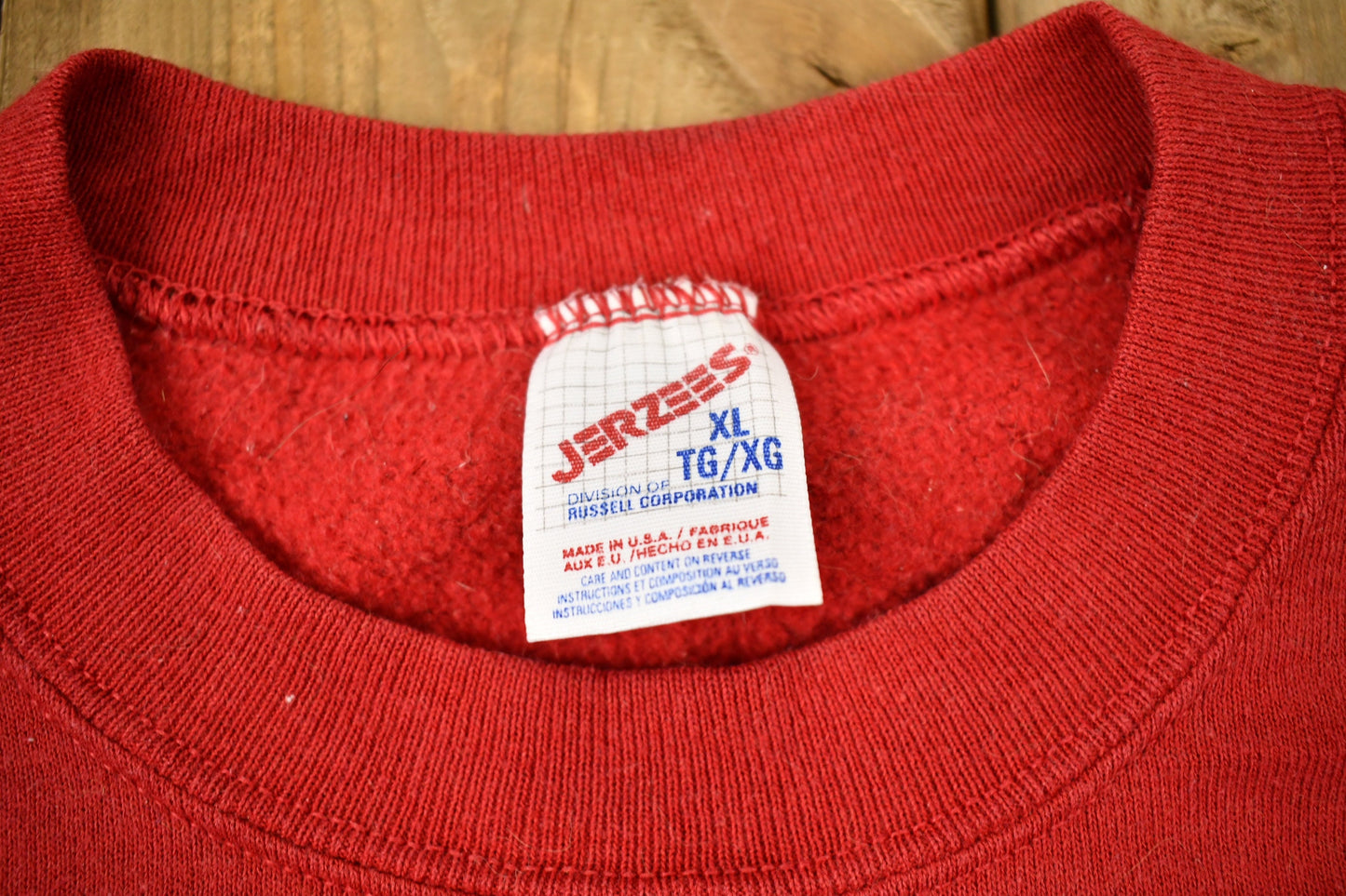 Vintage 1990s Blank Red Jerzees Crewneck Sweatshirt / 90s Crewneck / Made In USA / Athleisure / Streetwear / 1990s Blank Sweater