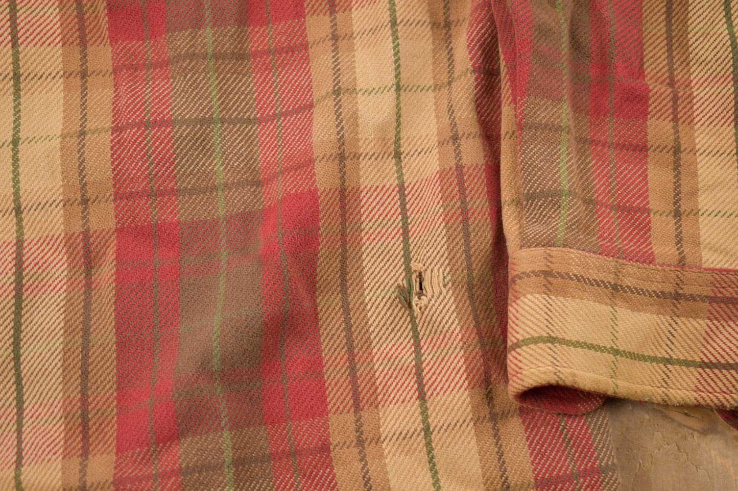Vintage 1990s Authentic Plaid Button Up Shirt / 1990&#39;s Button Up / Vintage Flannel / Casual Wear / Workwear / Pattern Button Up