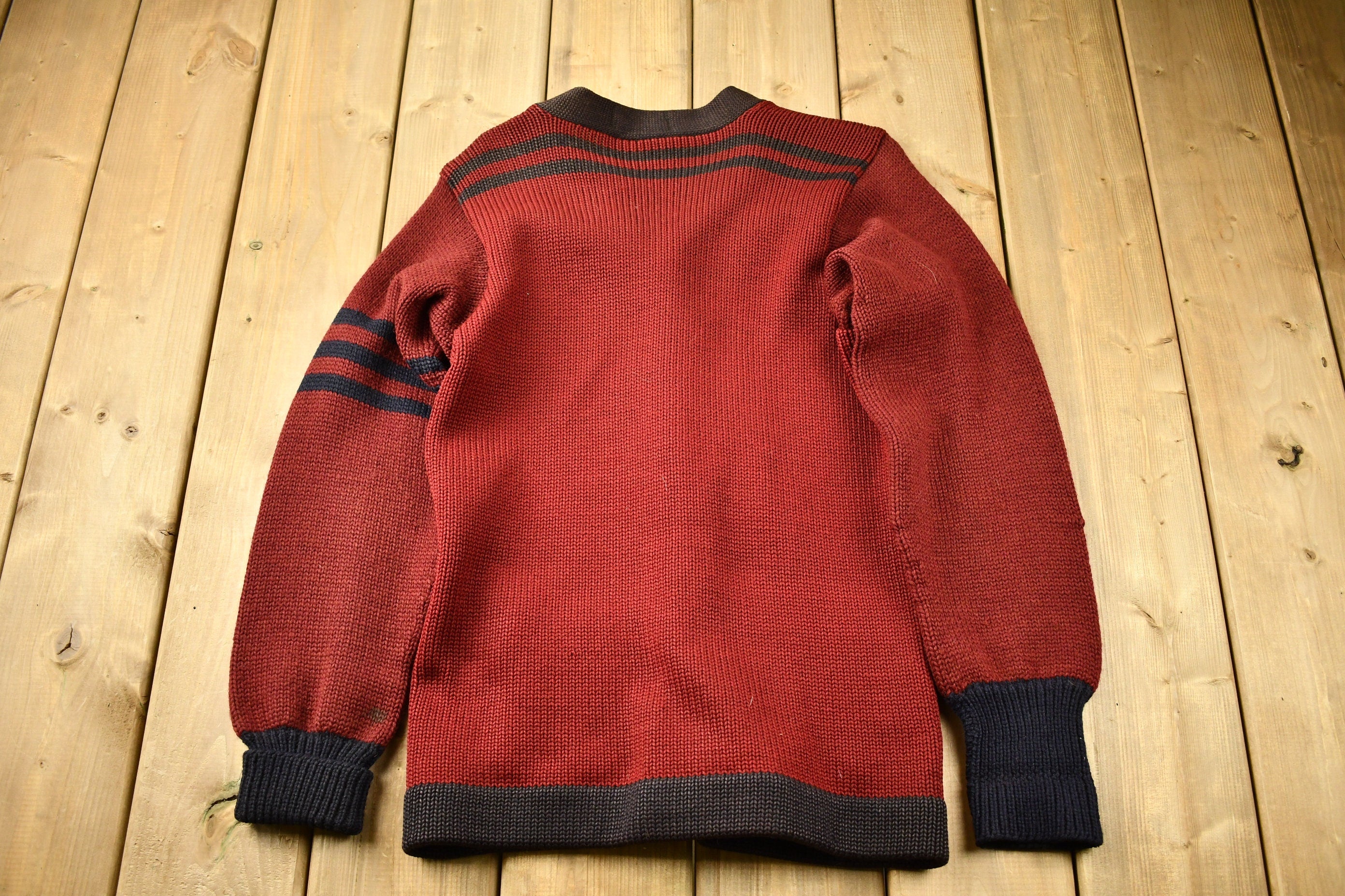 Vintage 1950s 100% Wool Knitted Cardigan Sweater