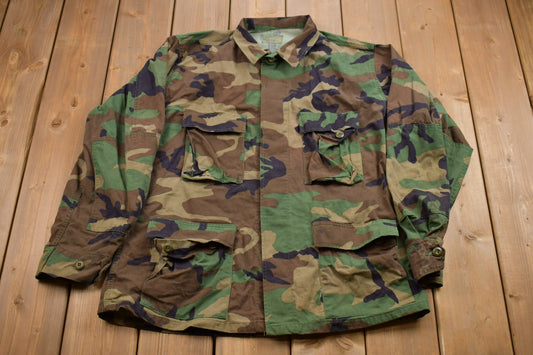 Vintage Military / Button Up Jacket / US Army Green / Vintage Army / Streetwear Fashion / Army Jacket