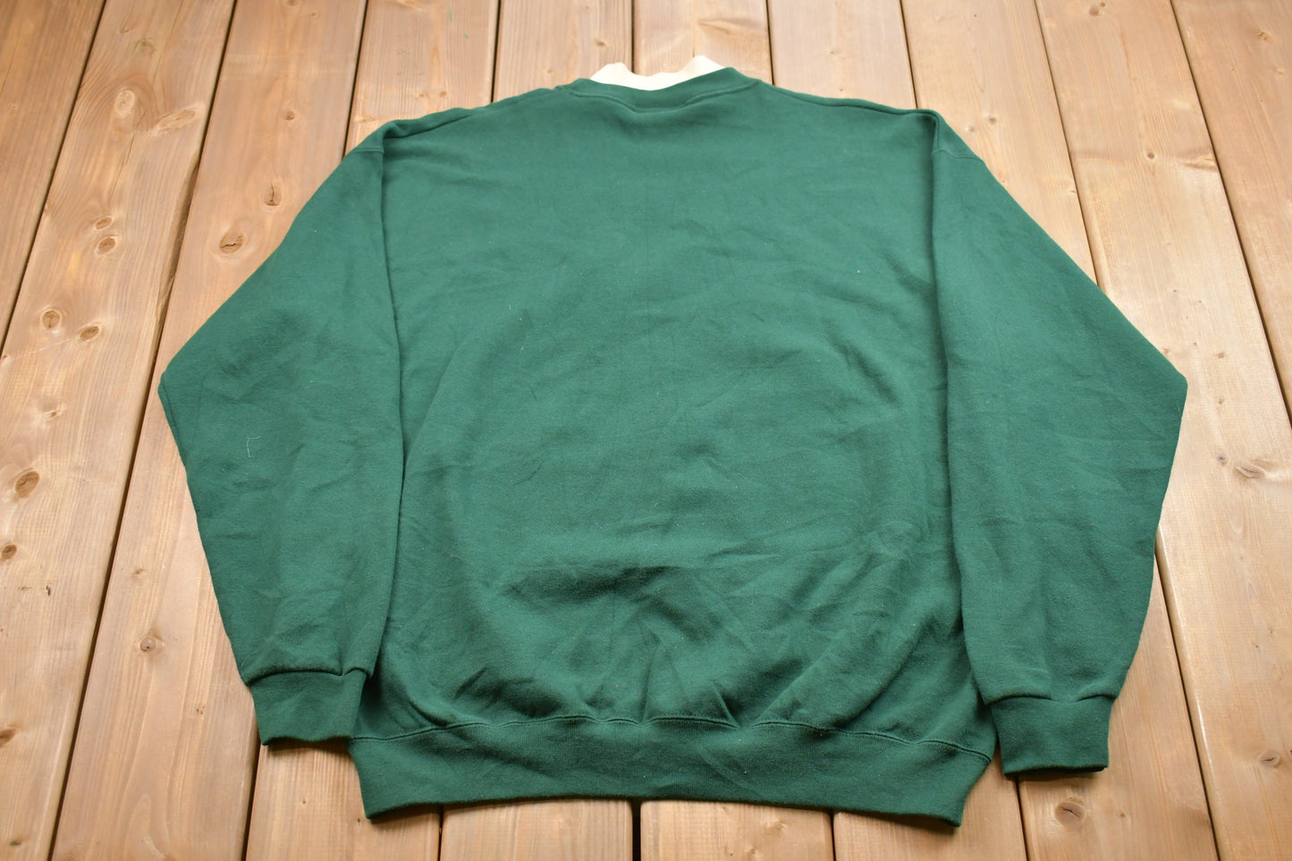 Vintage 1990s Christmas Crewneck Sweatshirt / 90s Crewneck / Souvenir / Athleisure / Streetwear / Travel And Tourism