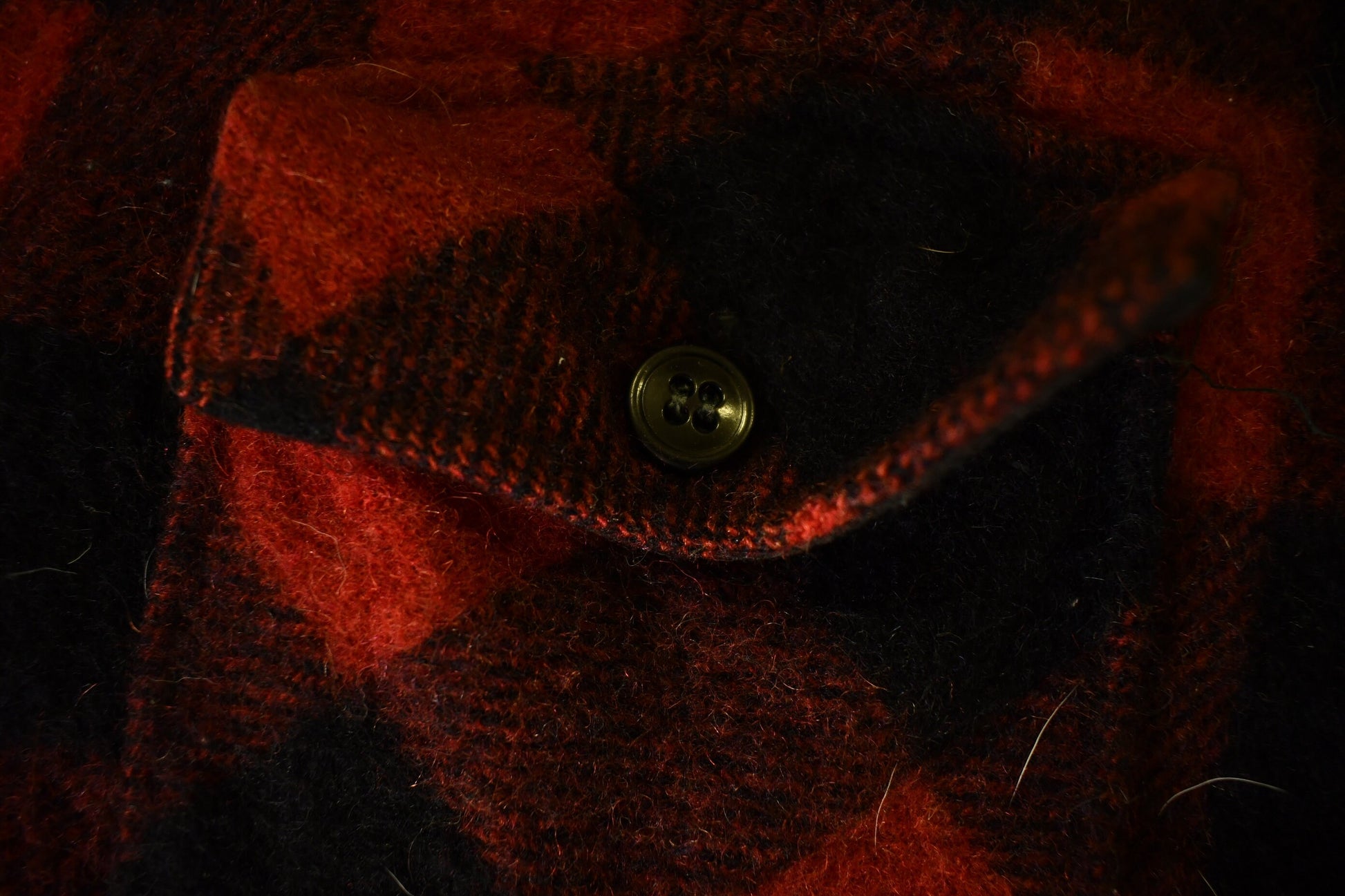 Vintage 1950s Winter King Buffalo Plaid Wool Button Up Shirt