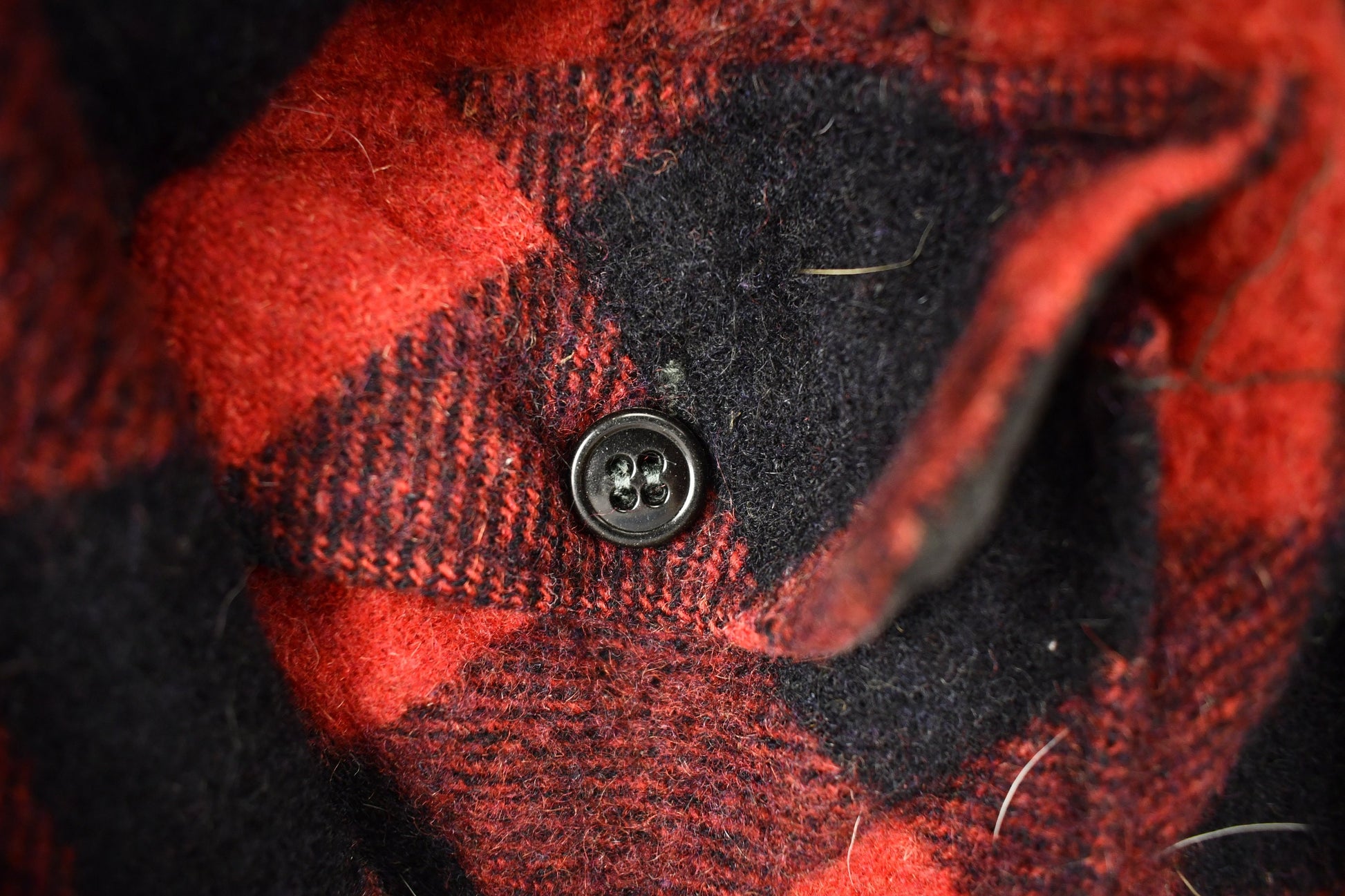 Vintage 1950s Winter King Buffalo Plaid Wool Button Up Shirt