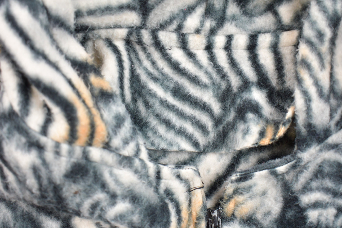 Vintage 1990s Zebra All Over Print Full Zip Fleece Sweater