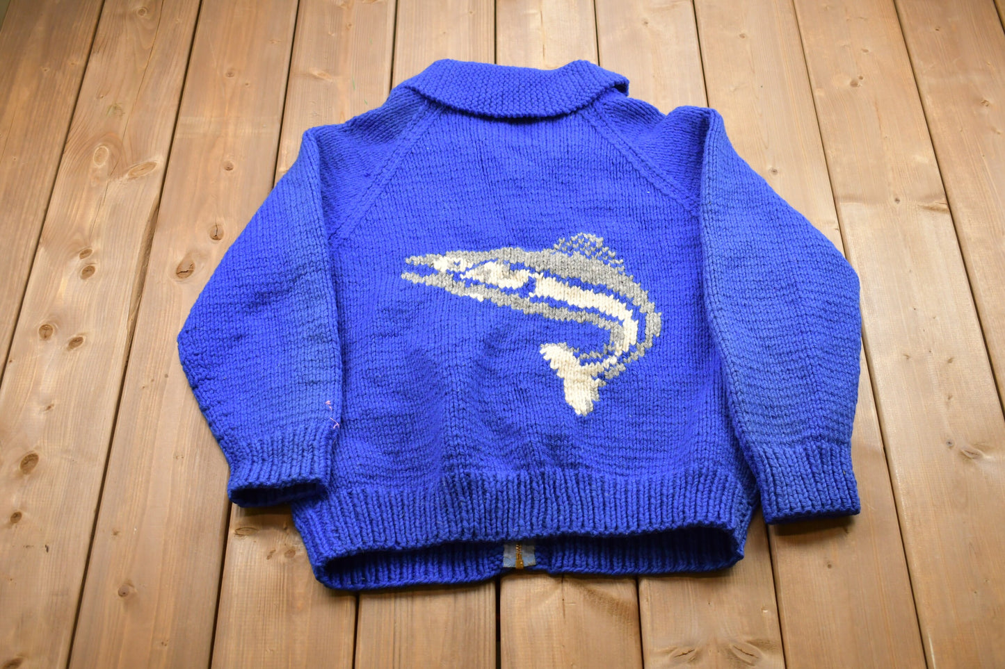 Vintage 1980s Fishing Graphic Curling Knitted Sweater