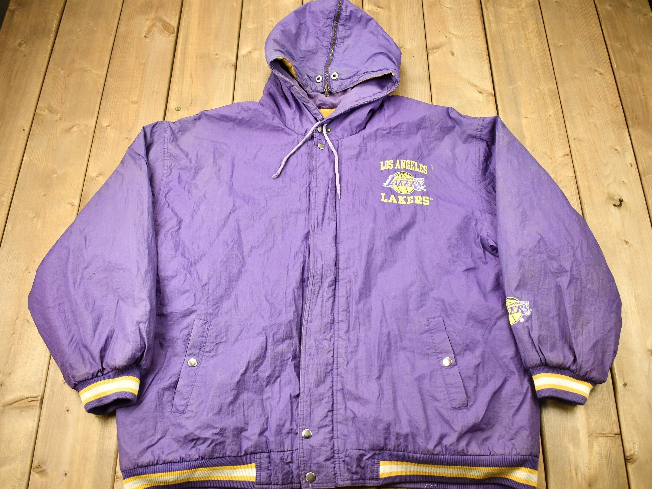 Vintage 1990s Los Angeles Lakers NBA Full Zip Puffer Jacket