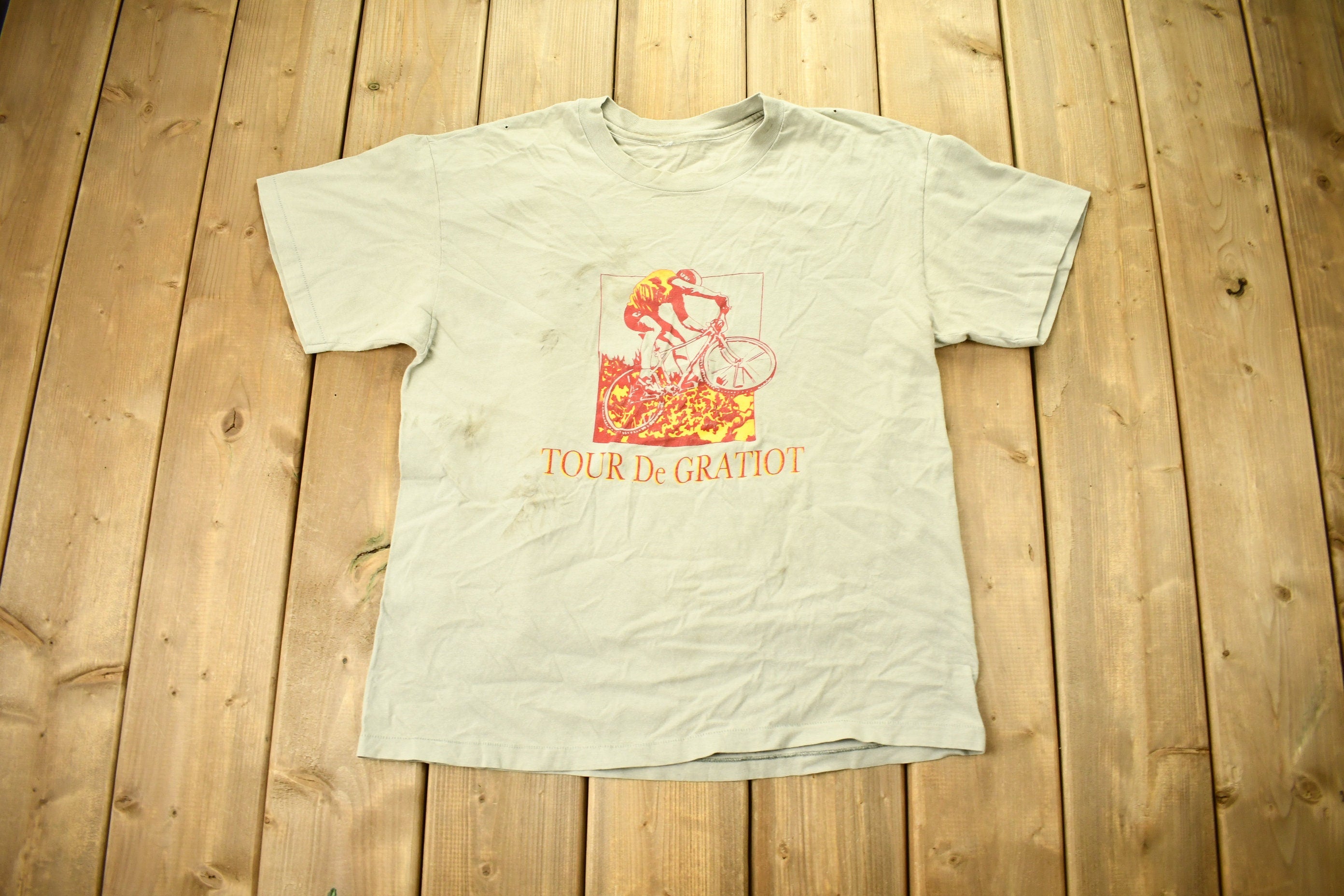 Vintage 1980s Tour De Gratiot Cycling Graphic T-shirt
