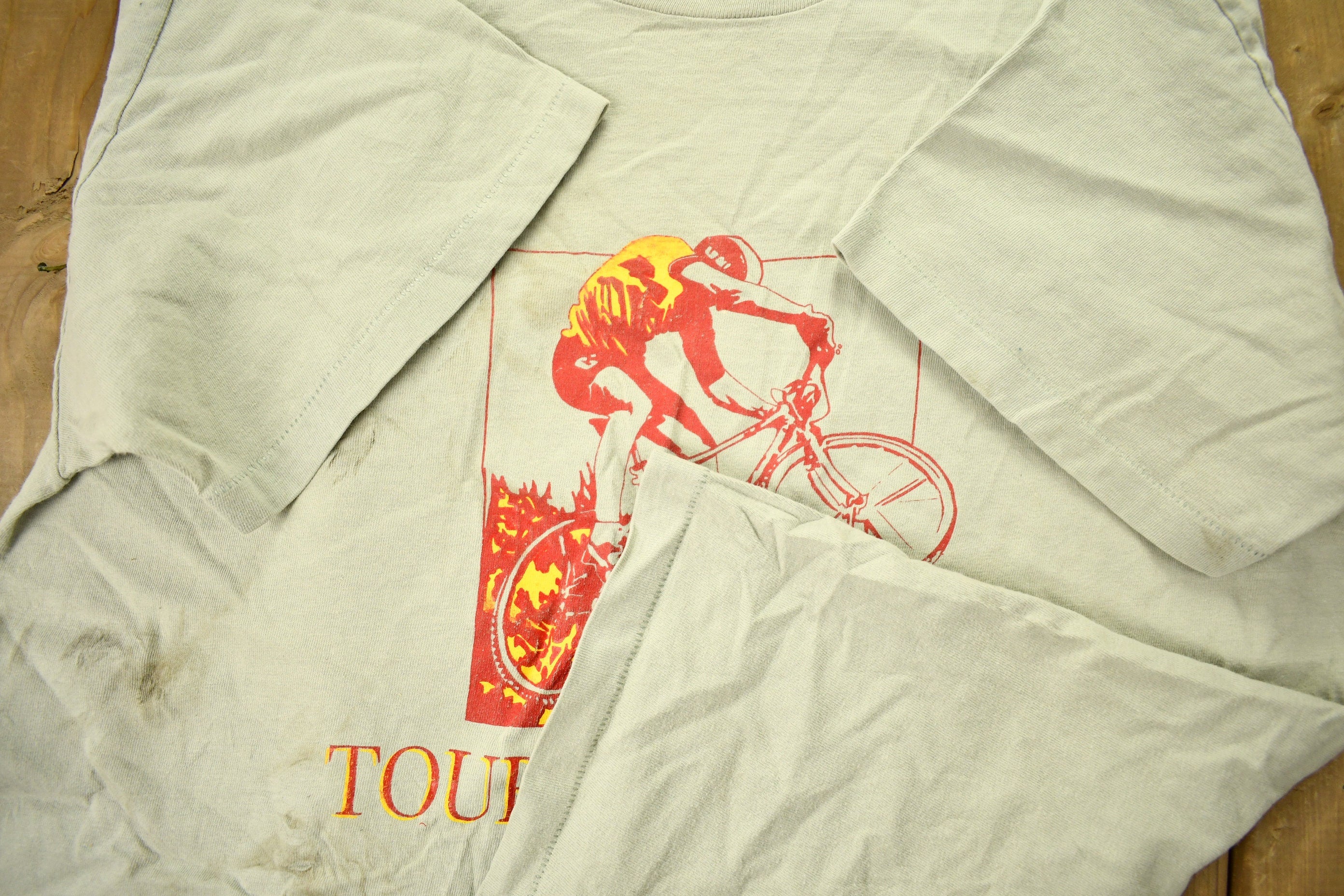 Vintage 1980s Tour De Gratiot Cycling Graphic T-shirt