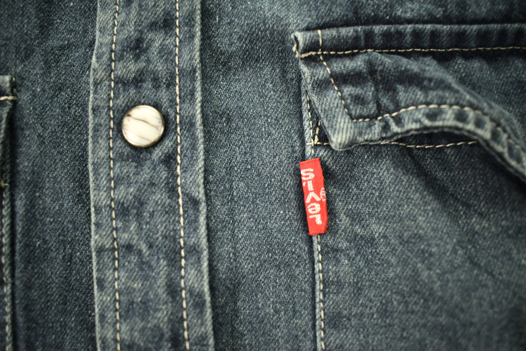 Vintage 1990s Levi's Snap Button Up Shirt