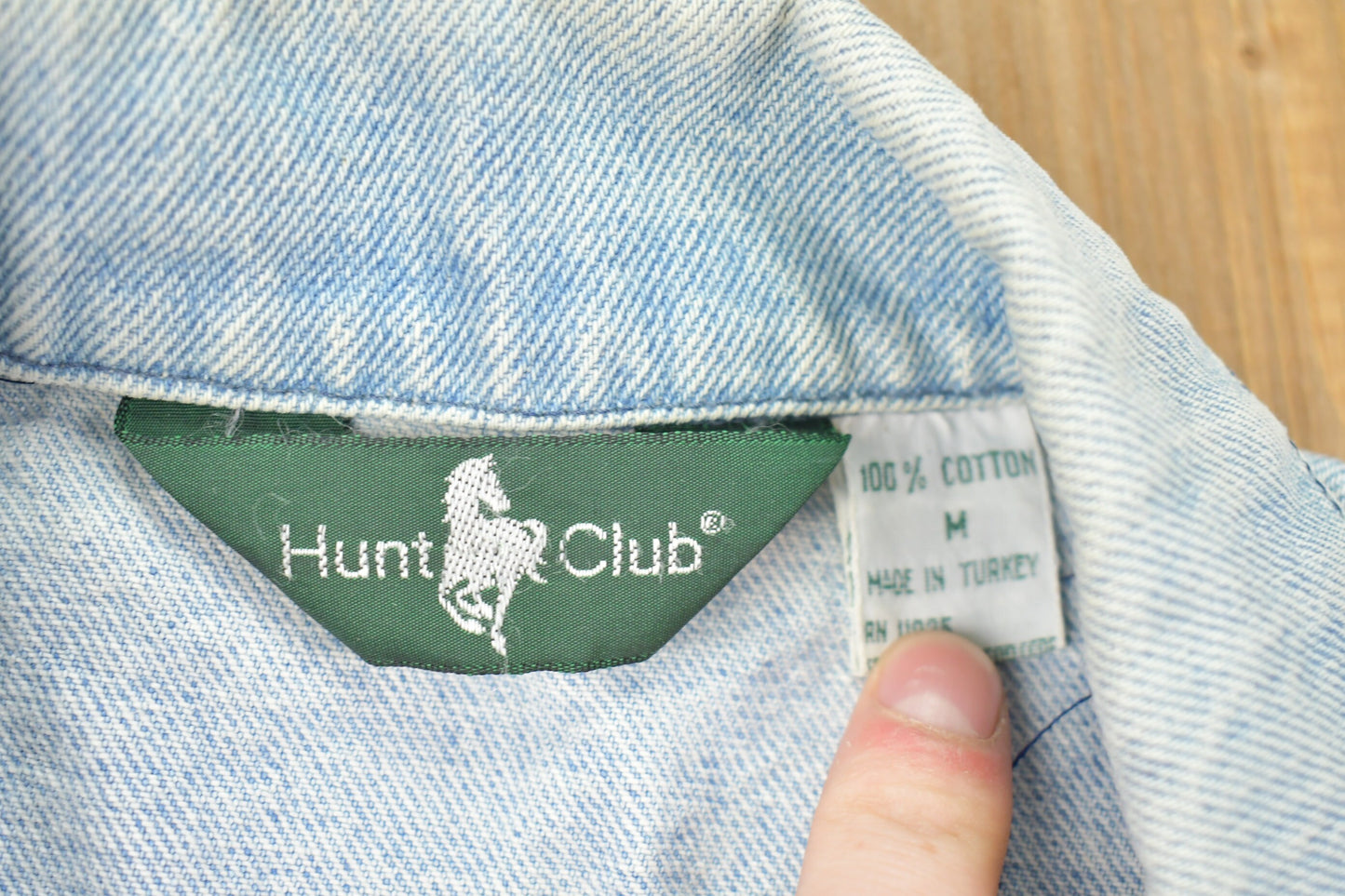 Vintage 1990s Hunt Club Denim Jean Jacket / Vintage Denim / Streetwear / Vintage Fall Outerwear / Fall Jacket / Hunt Club Denim / Light Wash