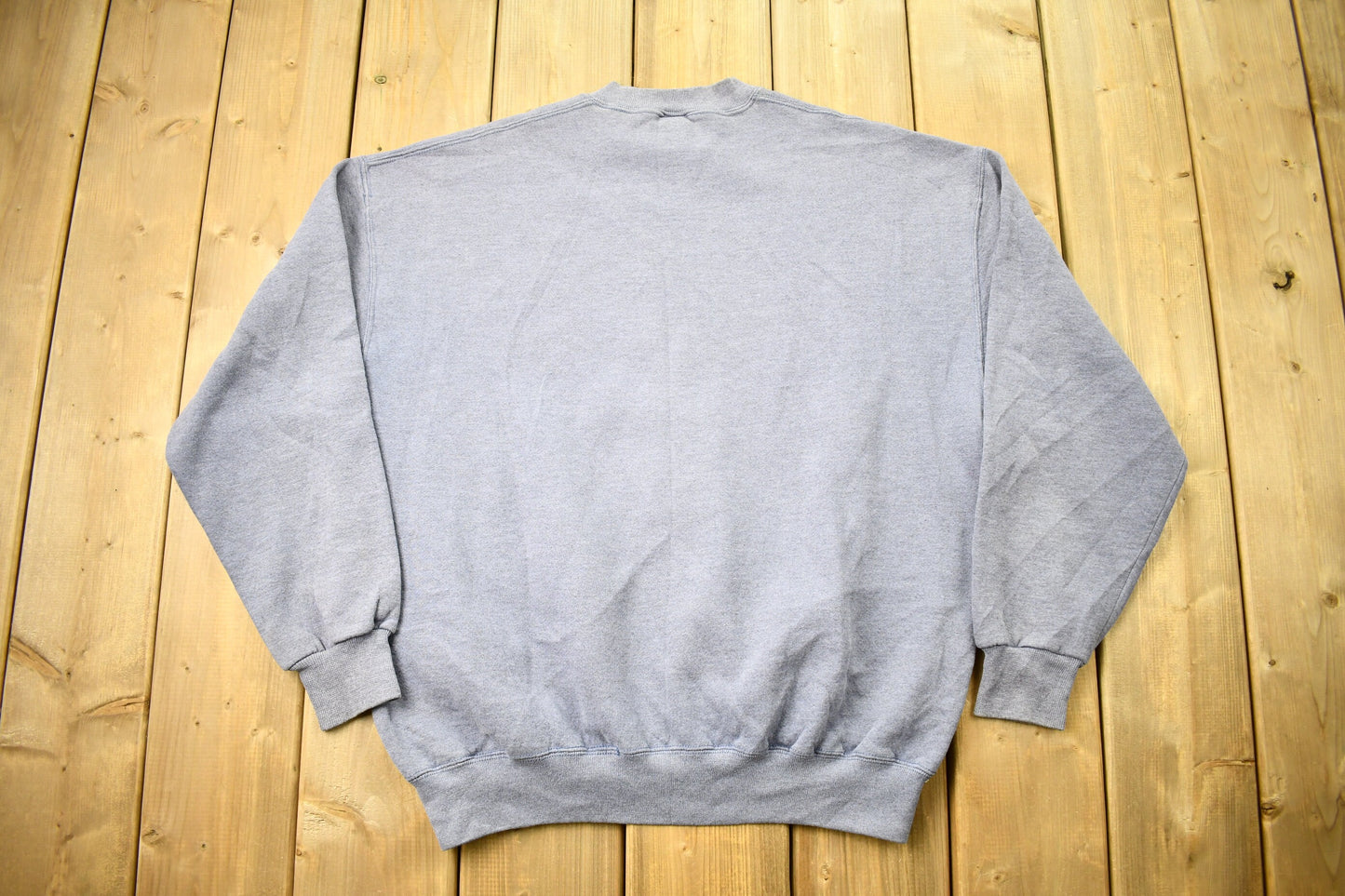 Vintage 1990s Russell Athletics Grey Blank Crewneck Sweatshirt / 90s Crewneck / Made In USA / Athleisure / Streetwear / 90s Blank