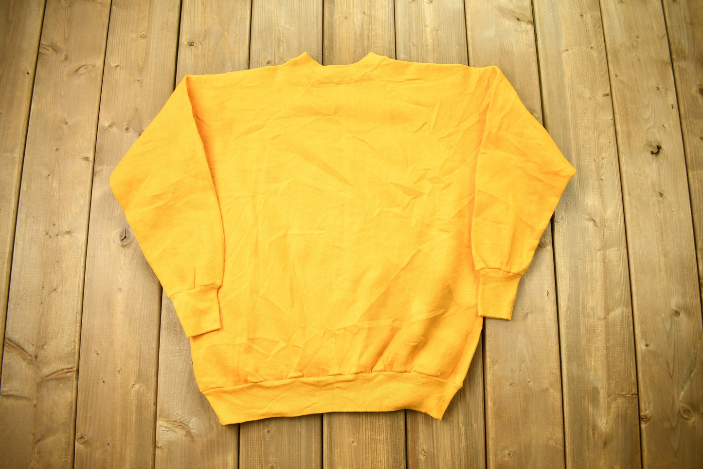 Vintage 1976 Denfeld Highschool Raglan Crewneck Sweatshirt / 70s Crewneck / Souvenir / True Vintage / Streetwear / 1970s Sweater