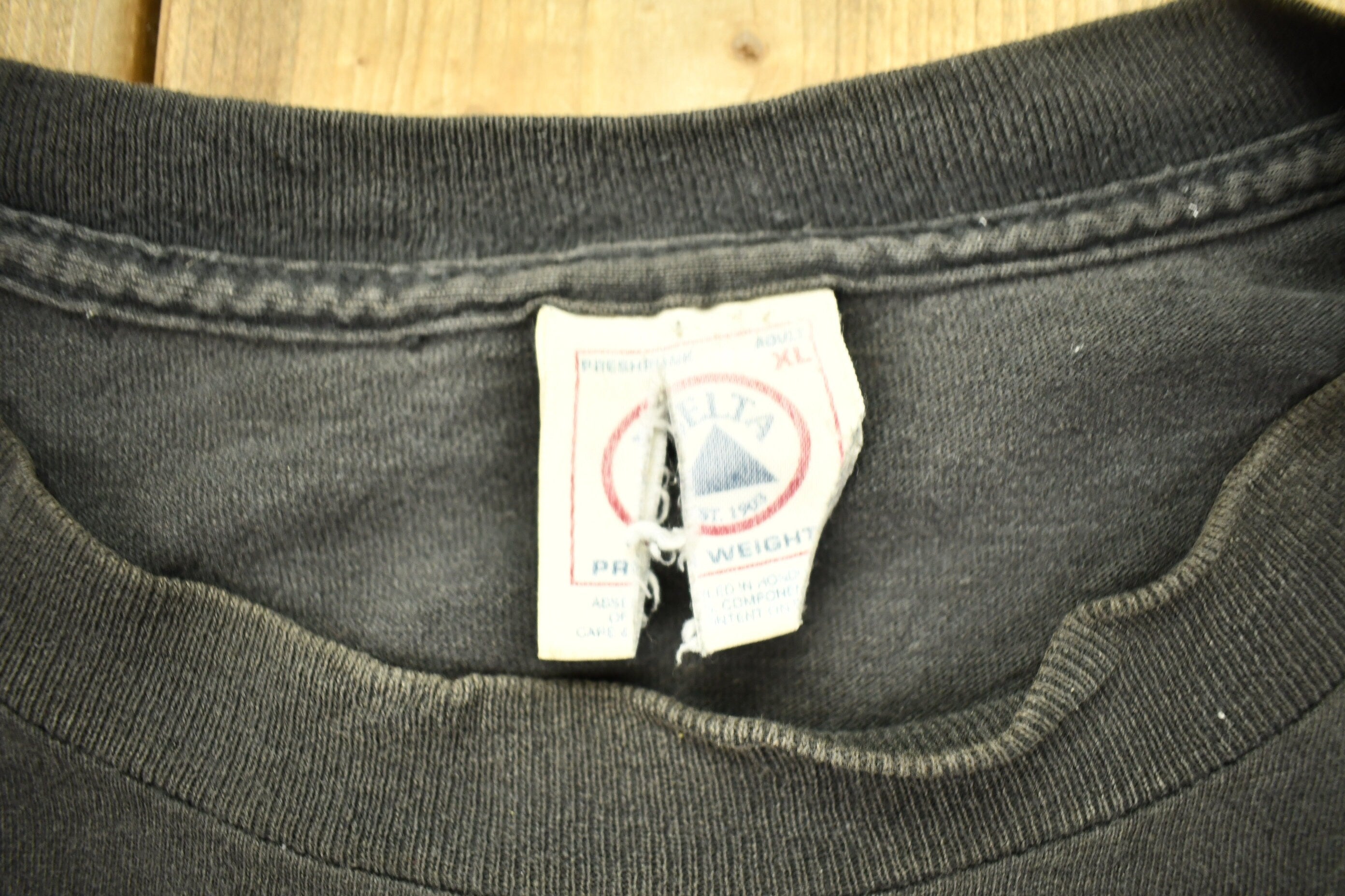 Vintage 2000 Motley Crue New Tatoo Band T-shirt