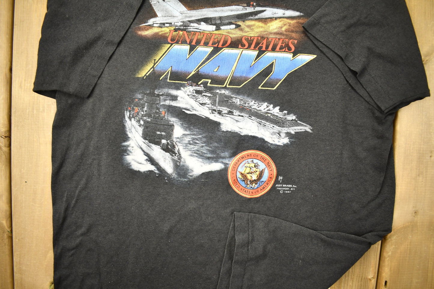 Vintage 1987 United States Navy 3D Emblem T-Shirt / Single Stitch / Made In USA / 80s 3D Emblem / Biker / Vintage Tee / Military