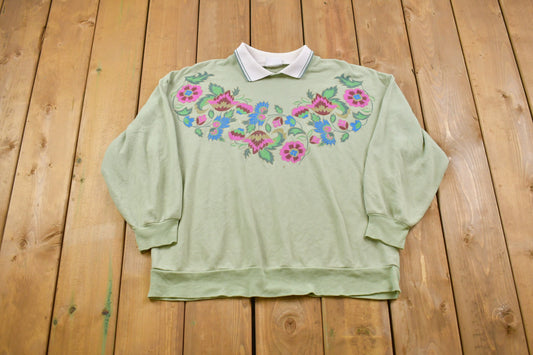 Vintage 1990s Floral Collared Crewneck Sweatshirt / Made in USA / 90s Crewneck / Cute Vintage / Athleisure / Streetwear / Women's Vintage