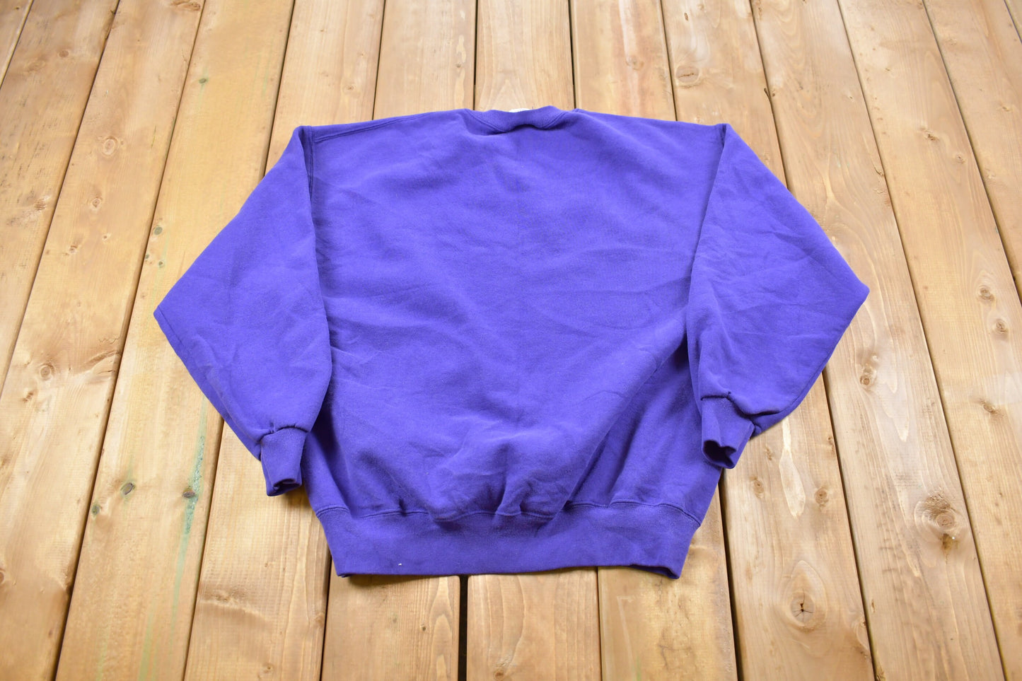 Vintage 1990s Basic Crewneck Sweatshirt / Made in USA / 90s Crewneck / Vintage Essentials / Athleisure / Streetwear