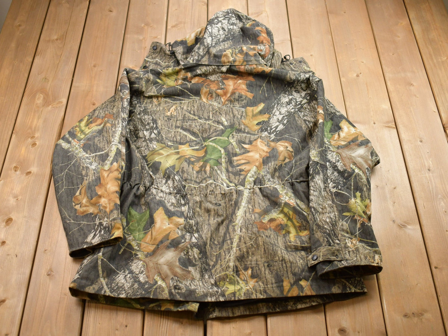 Vintage 1990s Wolf Mountain Hunting Wear Windbreaker Jacket / Camo Jacket / Athletic Spring Summer Sportswear / Streetwear / Athleisure