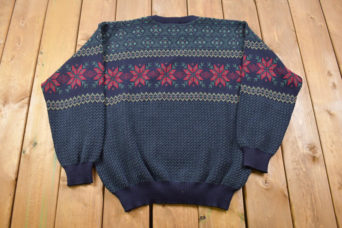 Vintage LL Bean 100% Wool Knitted Sweater / Vintage 90s Crewneck / Made in Ireland / Pattern Sweater / Outdoor / Hand Knit / 90s Fashion