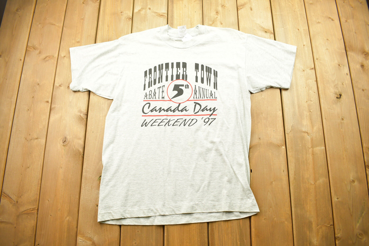 Vintage 1997 Frontier Town Canada Day Weekend / Abate Ontario / Vintage T Shirt / Canada Graphic / 90s Tees