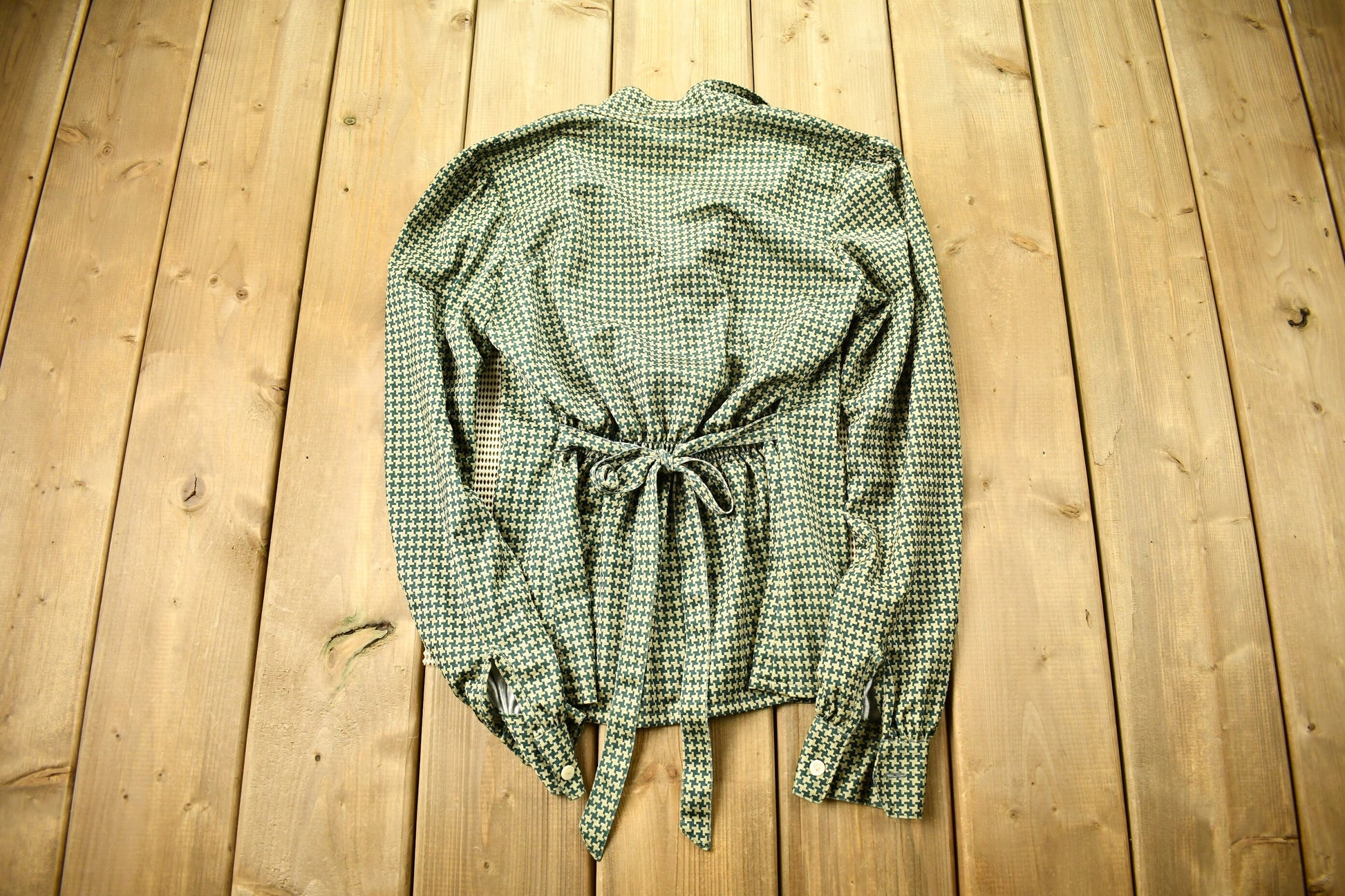Vintage 1970s Hounds Tooth Button Up Blouse
