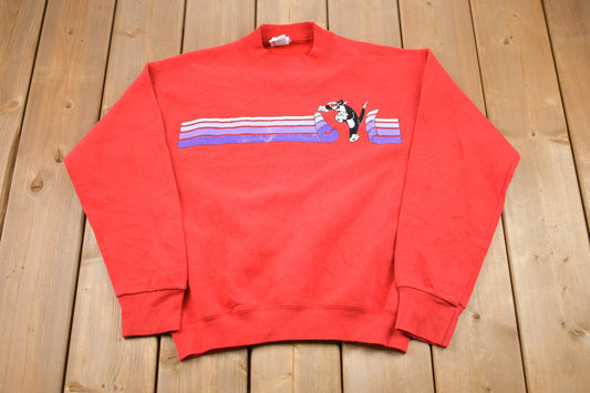 Vintage 1990s Looney Tunes Graphic Sweatshirt / 90s Looney Tunes / Sylvester Crewneck / Winter Wear / Made In USA / Cartoon Print