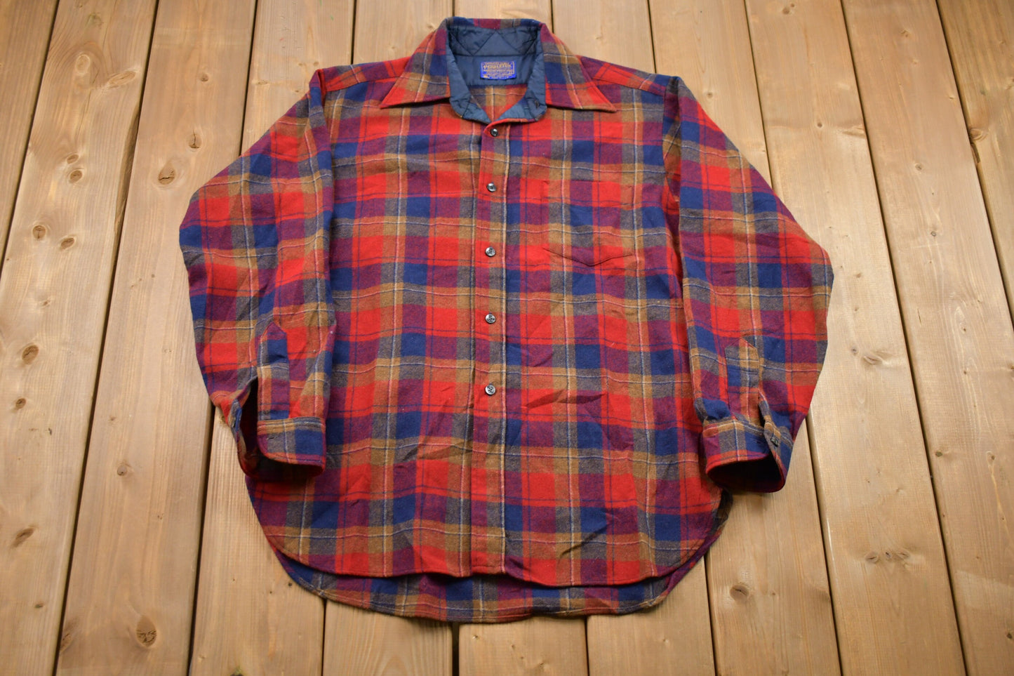 Vintage 1960s Pendleton Plaid Button Up Board Shirt / 100% Virgin Wool / Loop Button / Outdoor / Casual Wear / Made In USA / Flannel