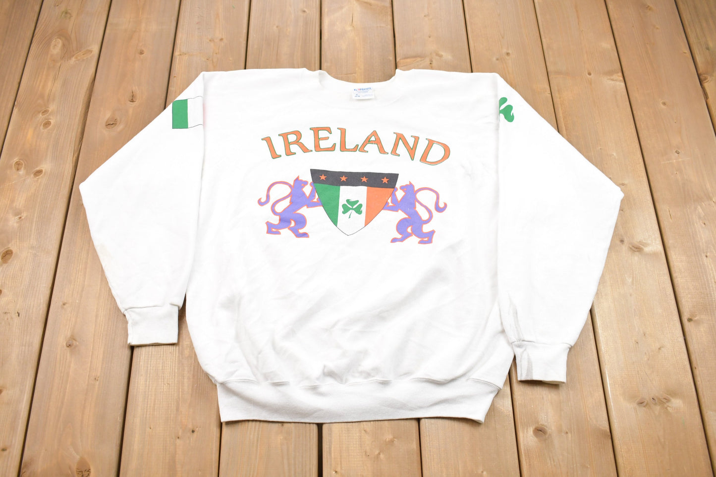 Vintage 1980s Ireland Coat of Arms Raglan Crewneck Sweatshirt / Made in USA / 80s Crewneck / Athleisure / Streetwear / Travel And Tourism