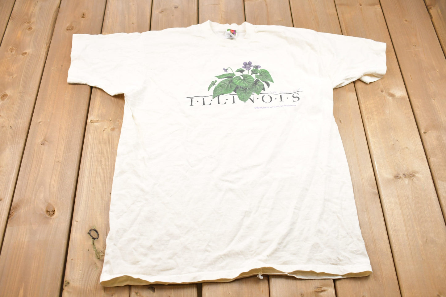 Vintage 1990s Illinois Graphic T-Shirt / Streetwear / Retro Style / Single Stitch / Made In USA / 90s Graphic Tee