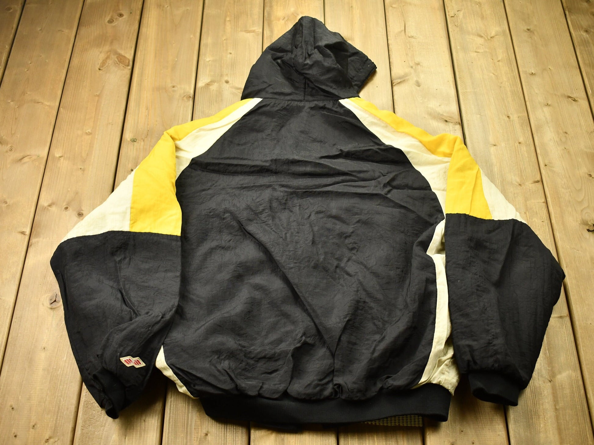 Vintage 1980s Pittsburgh Penguins NHL Full Zip Windbreaker Jacket