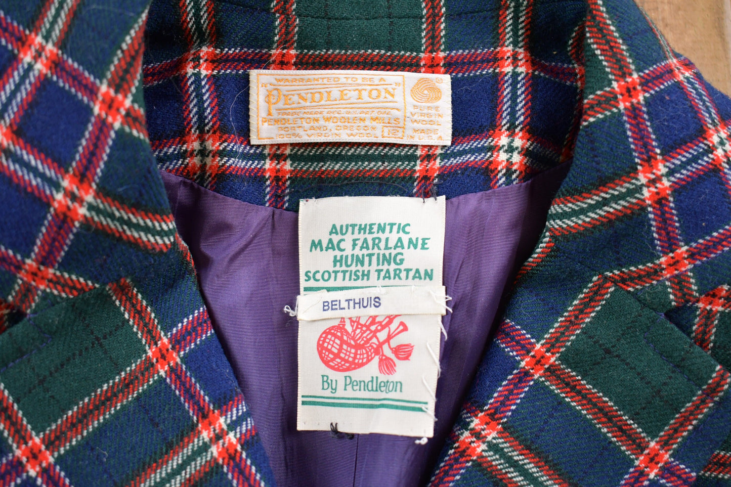 Vintage 1970s Pendleton 100% Wool Plaid Blazer  / Sport Jacket  / Vintage 90s Crewneck / Outdoor / Winter / 70s Blazer