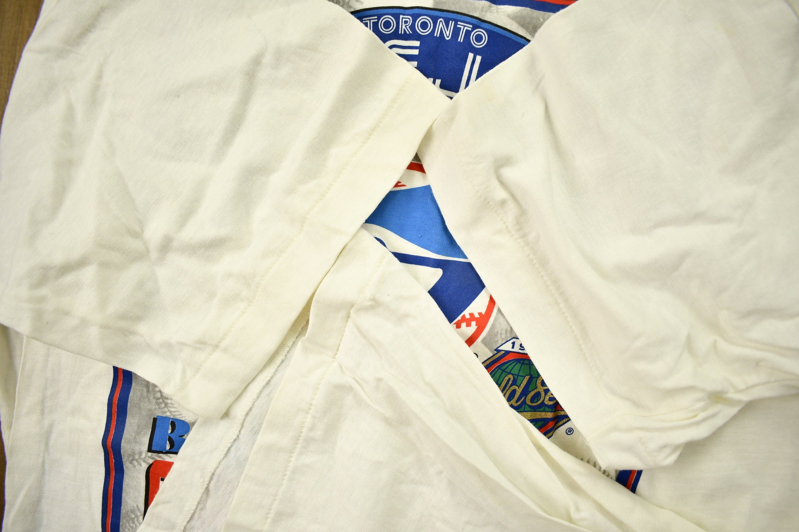 Vintage 1993 Toronto Blue Jays MLB Back To Back World Series Champions T-Shirt