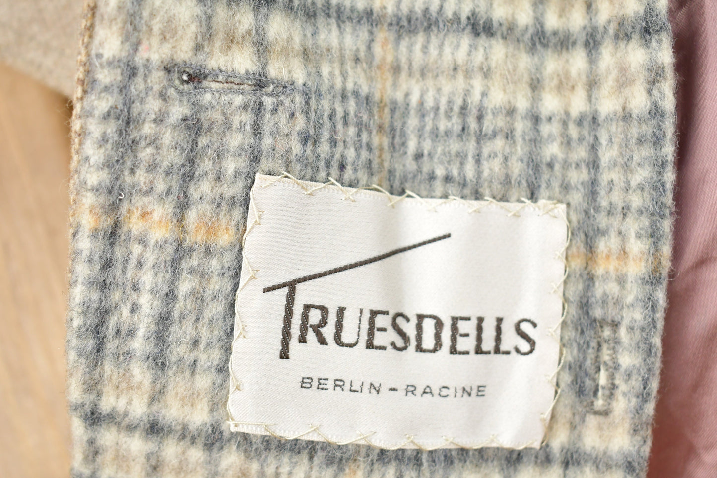 Vintage 1980s Truesdells Cedarhurst 100% Wool Jacket / Wool Jacket  / Vintage 80s Jacket / Outdoor / Cozy Trench Coat