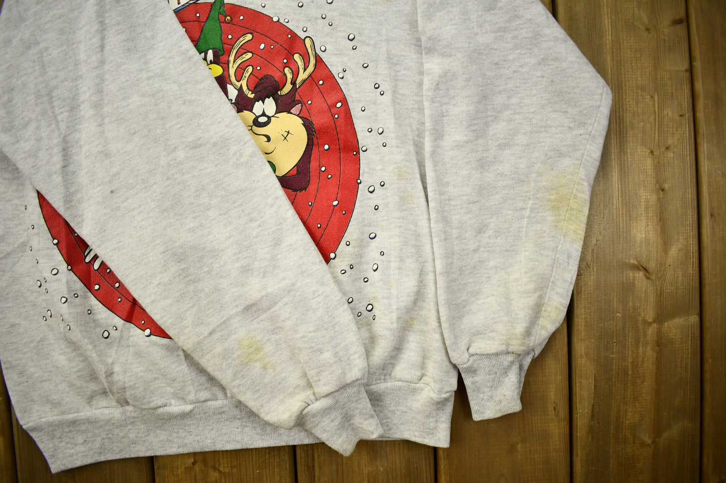 Vintage 1993 Looney Tunes North Pole Christmas Theme Raglan Crewneck / Vintage Sweatshirt / Vintage Warner Bros / Made In USA