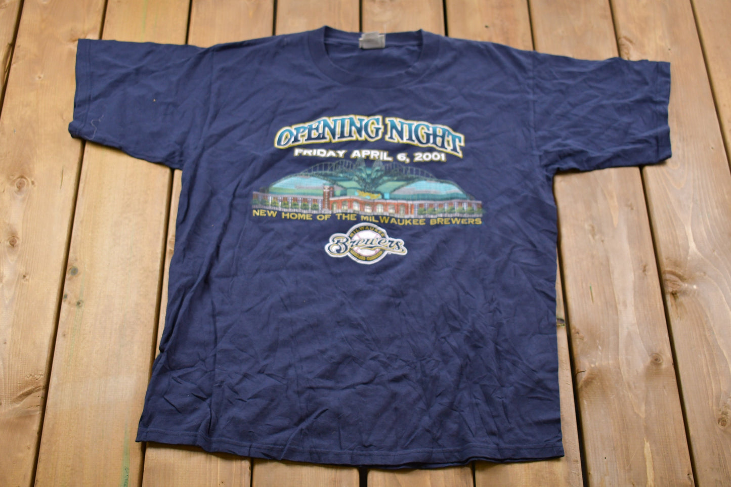 Vintage 2001 Milwaukee Brewers MLB Lee Sport Graphic T-Shirt