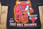 Vintage 1997 Chicago Bulls 5 Peat NBA Champs Graphic T-Shirt