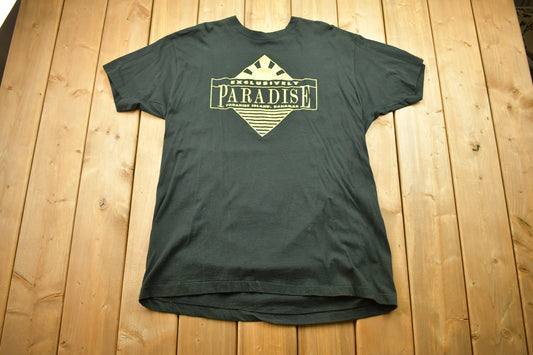 Vintage 1990s Paradise Island Bahamas Souvenir T Shirt / Tourist And Travel Tee / Single Stitch / Made In USA / Vacation Tee