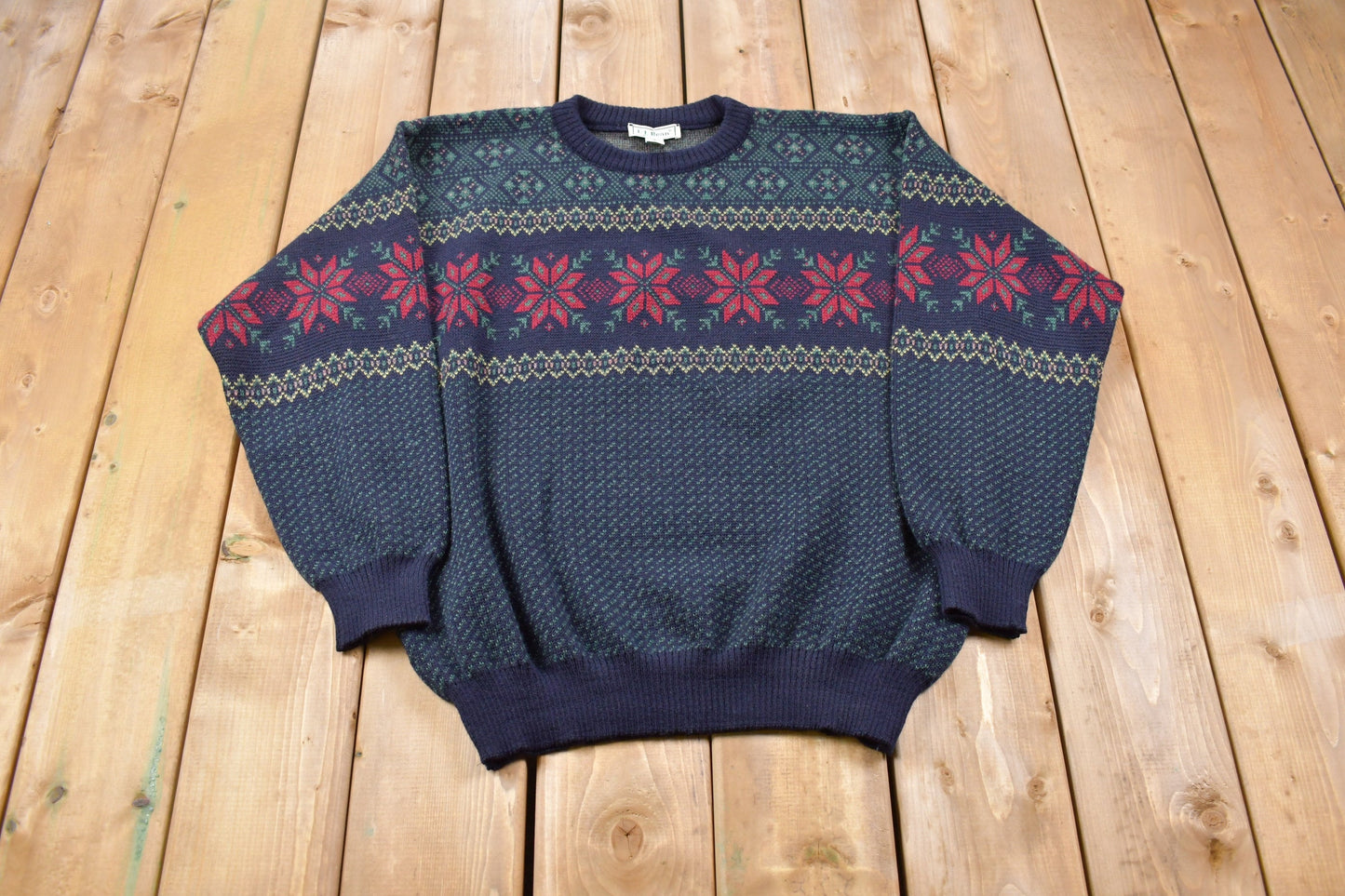 Vintage LL Bean 100% Wool Knitted Sweater / Vintage 90s Crewneck / Made in Ireland / Pattern Sweater / Outdoor / Hand Knit / 90s Fashion