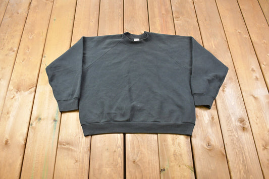 Vintage 1980s Blank Raglan Crewneck Sweatshirt / Made in USA / 80s Crewneck / Vintage Basics / Athleisure / Streetwear / Vintage Essentials