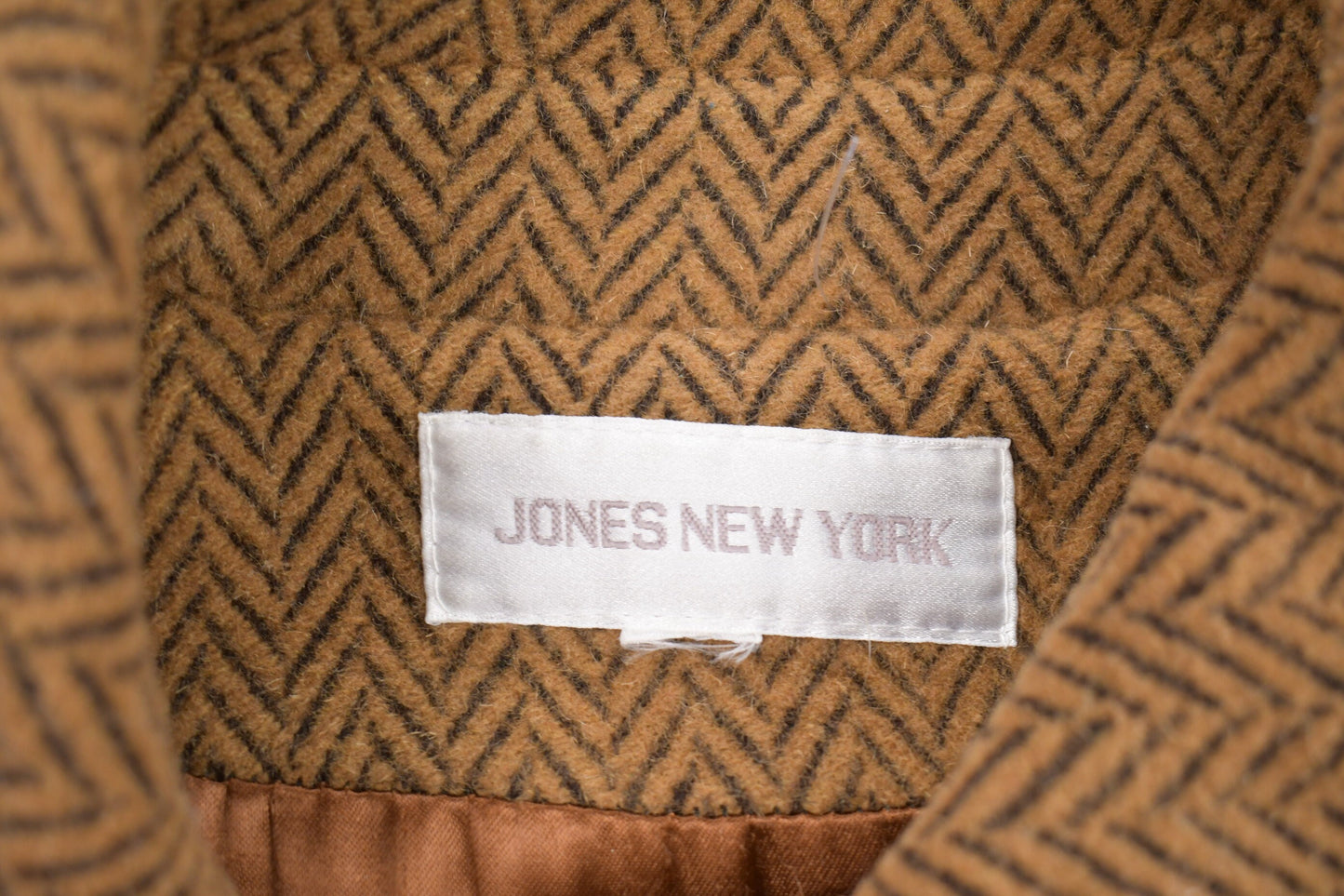 Vintage 1990s Jones New York 100% Wool Jacket / Wool Jacket  / Vintage 90s Jacket / Outdoor / Winter / Cozy Trench Coat